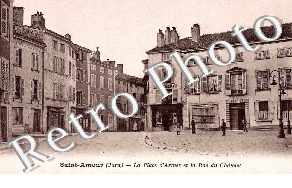 LA PLACE D'ARMES