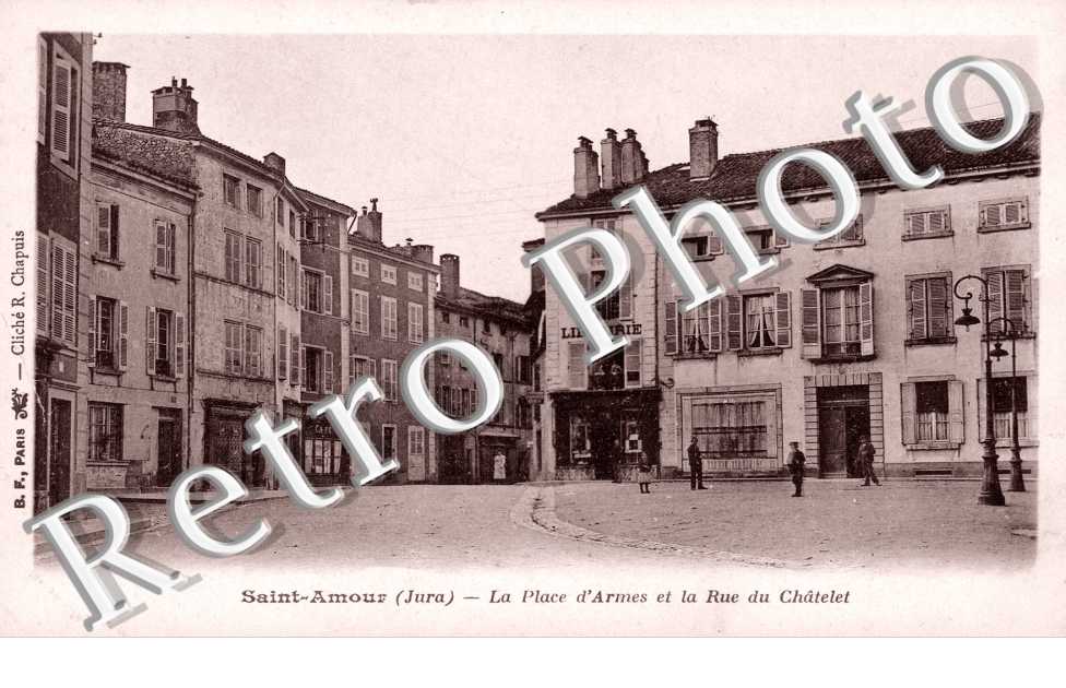 la Place d'Armes et la Rue du Chatelet