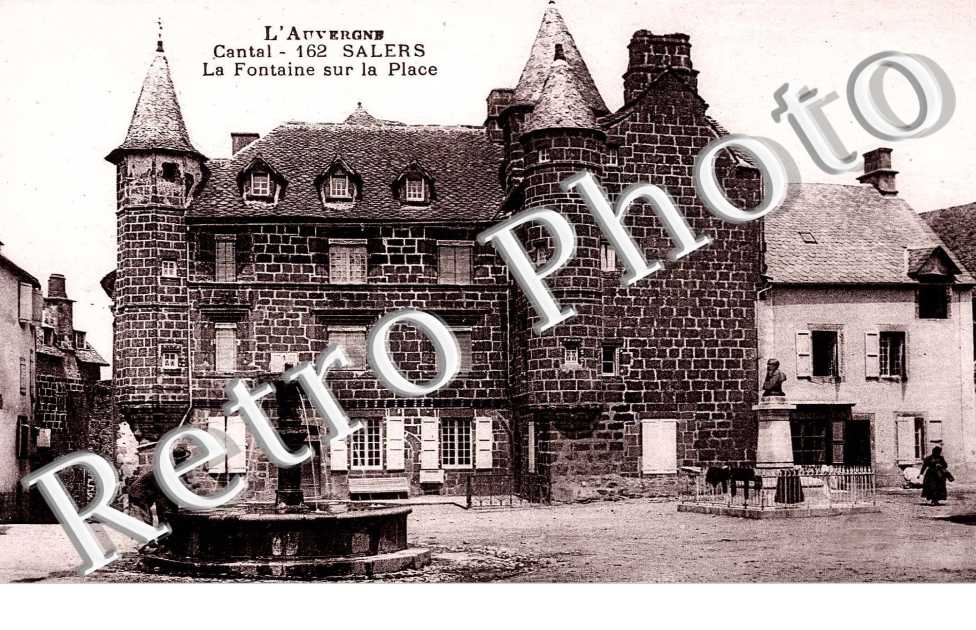 Fontaine sur la place