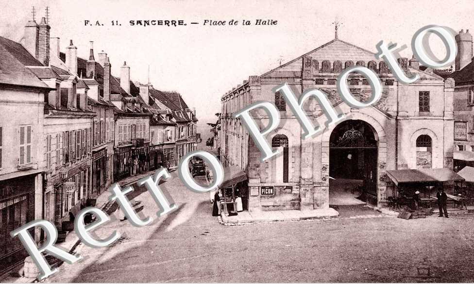 PLACE DE LA HALLE
