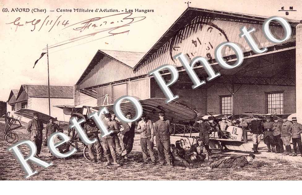 centre militaire d'aviation, les hangars