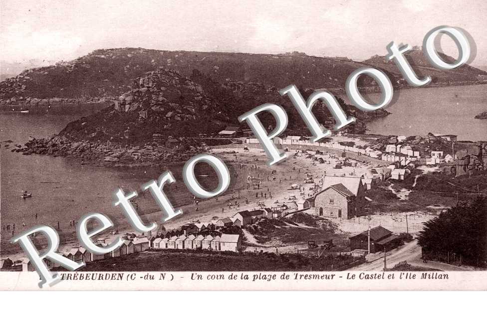 Un coin de la plage de TRESMEUR Le Castel et l'ile Millan