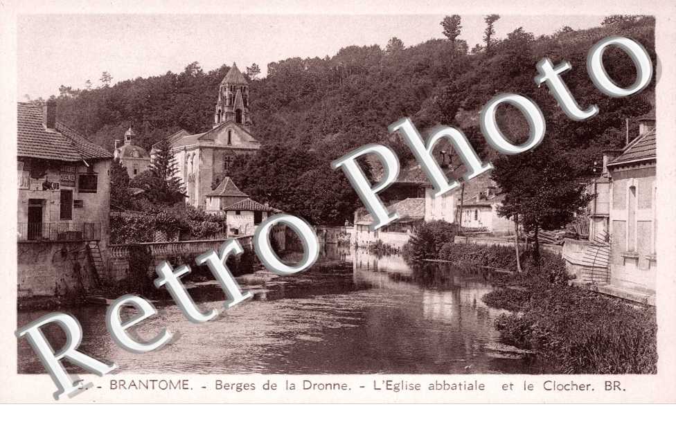 Berges de la Dronne, l'Eglise abbatiale et le Clocher
