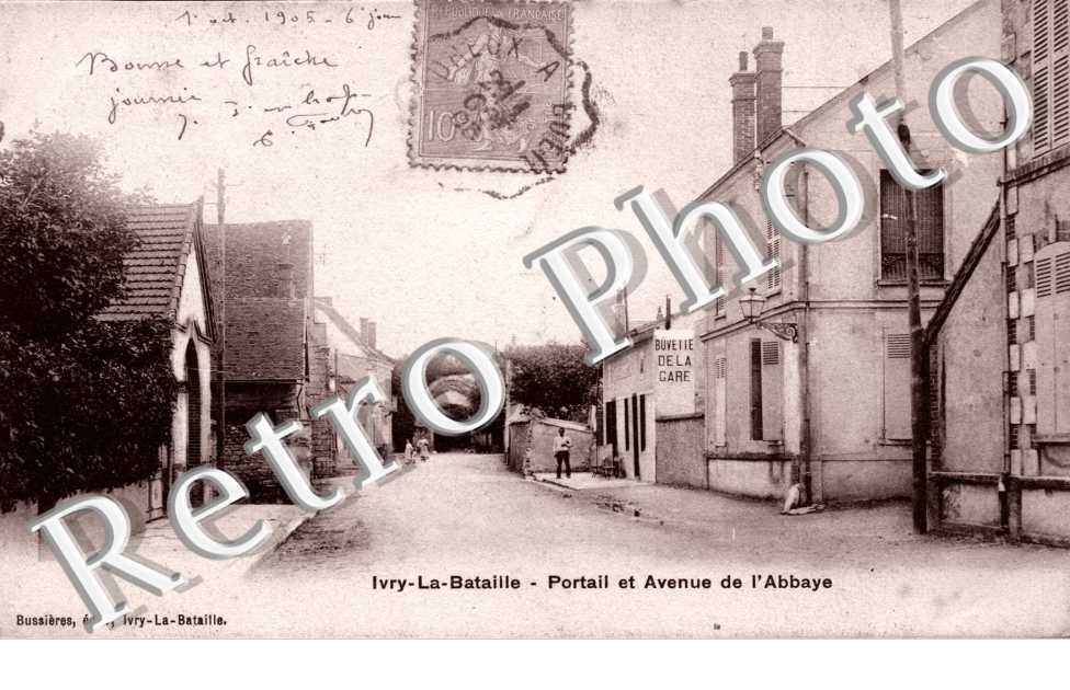 portail et avenue de l'abbaye