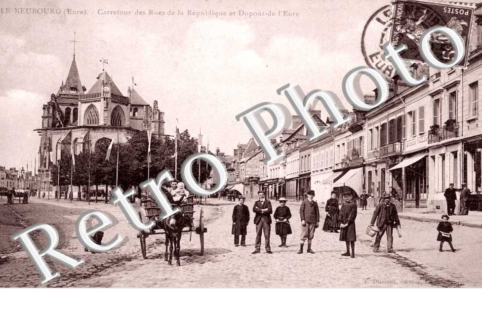 Carrefour des Rues de la Republique et Dupont de l'Eure