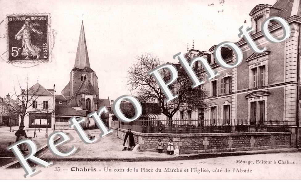 Un coin de la PLace du Marche, Cote de l'Abside