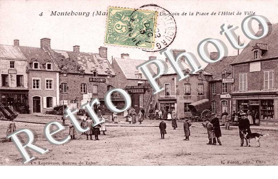 un coin de la place de l' hotel de ville