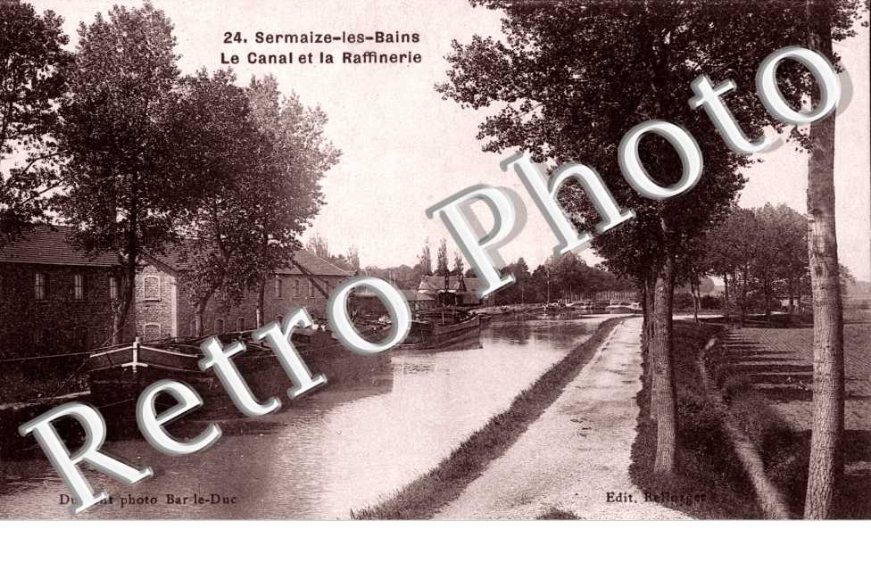 le canal et la raffinerie