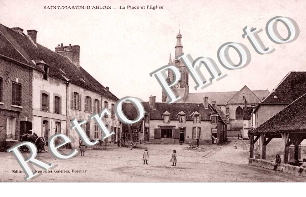 La Place et l'Eglise