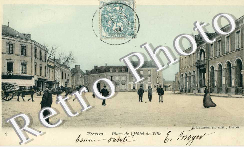 place de l'hotel de ville (couleur)