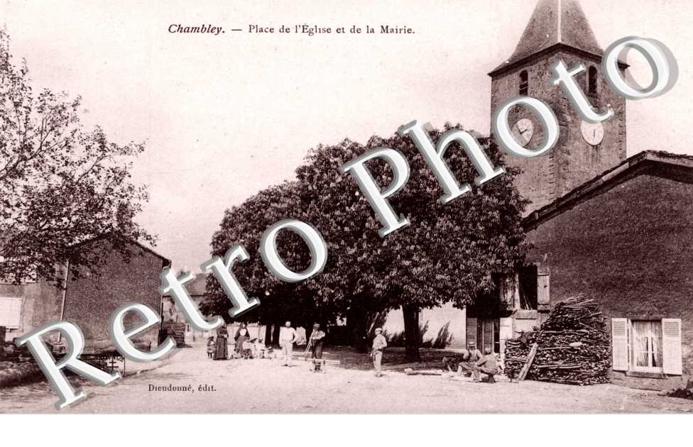 Place de l'eglise et de la mairie