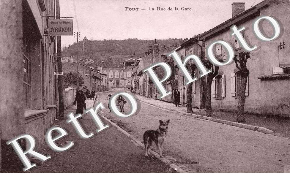 La Rue de la Gare