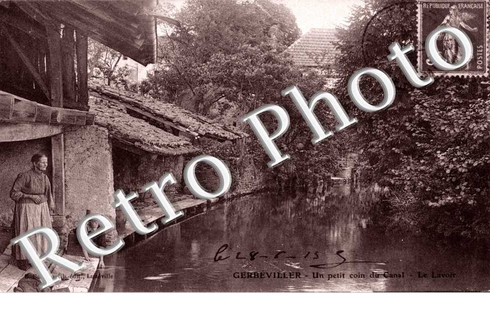 un petit coin du canal Le lavoir