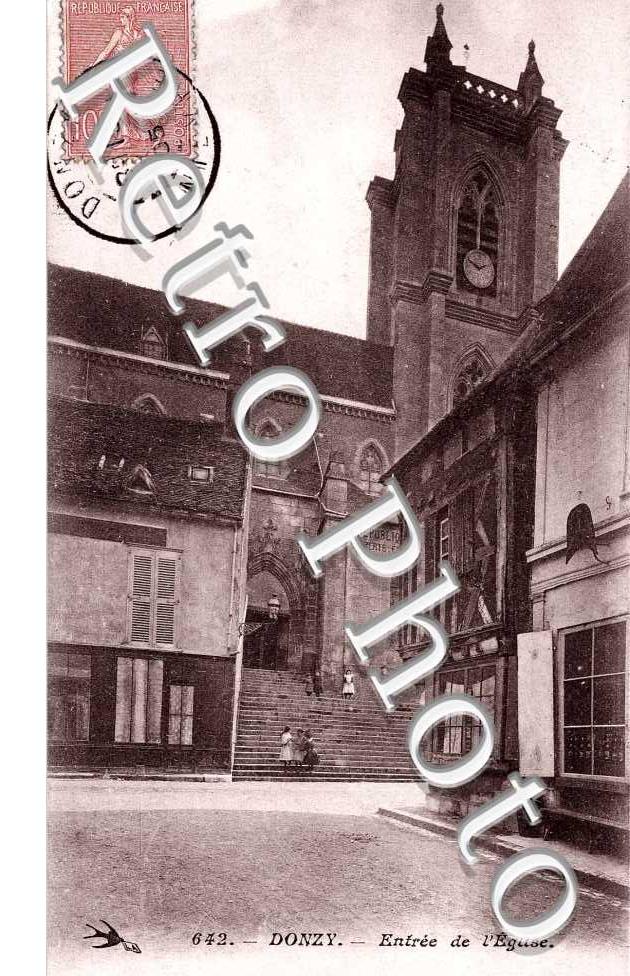 Entree de l'Eglise