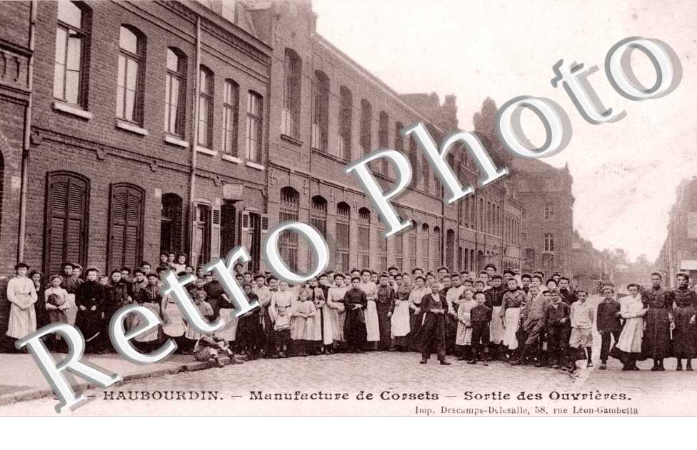 manufacture de corsets, sortie des ouvrieres