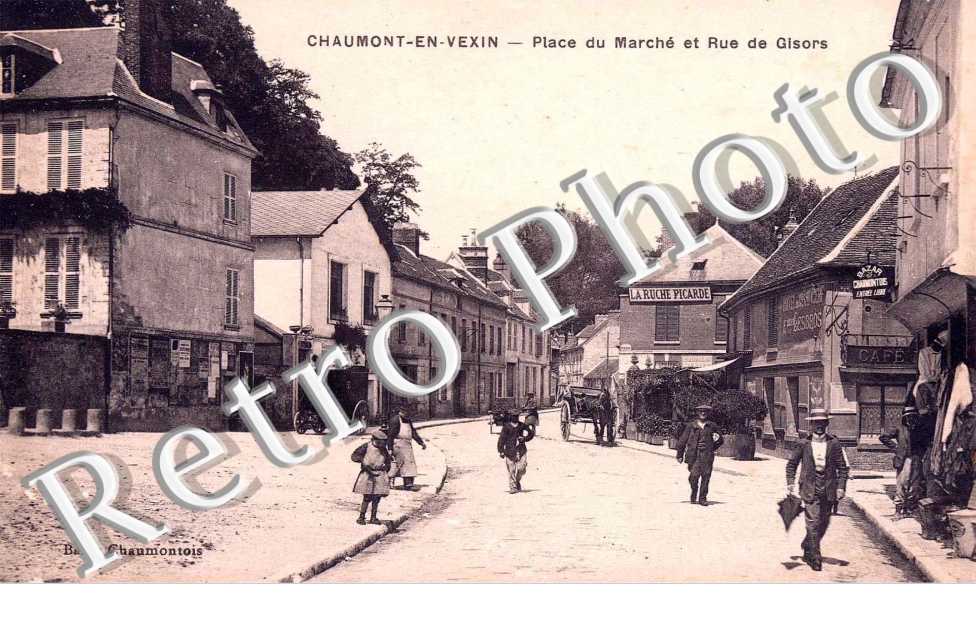 Place du marche et rue de Gisors