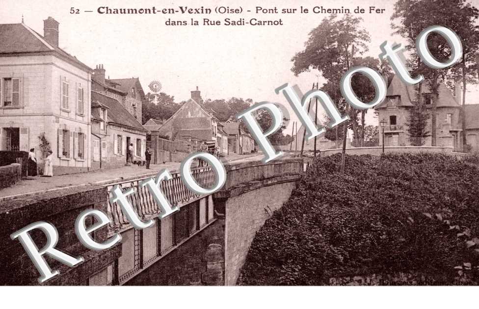 Pont sur le Chemin de Fer dans la Rue Sadi Carnot
