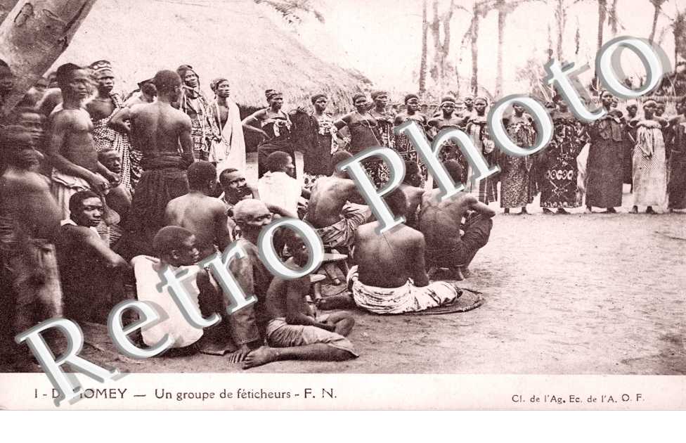 Un groupe de feticheurs