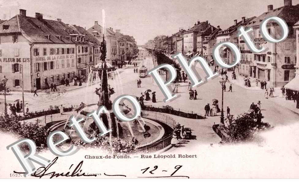 Rue Leopold Robert et la grande fontaine