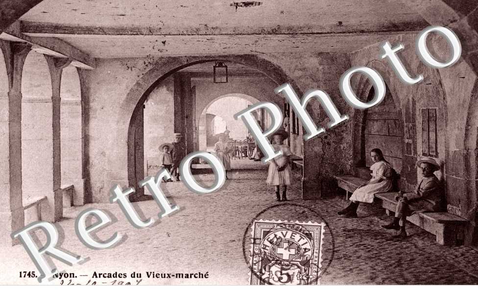 Arcades du Vieux-Marche