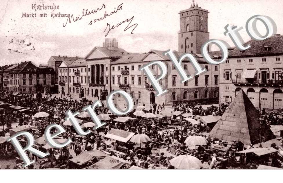 Markt mit rathaus