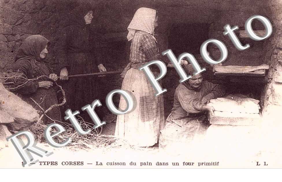 La cuisson du pain dans un four primitif