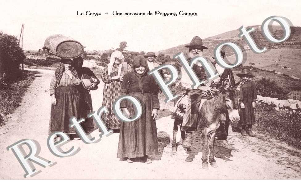 Une caravane de paysans corses