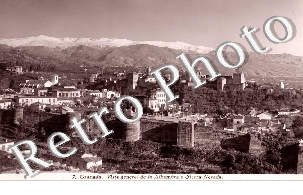 Vista general de la Alhambra y Sierra Nevada