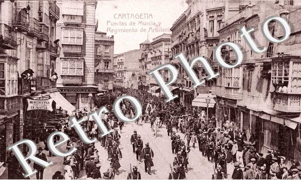 Puertas de Murcia y Regimiento de artilleria