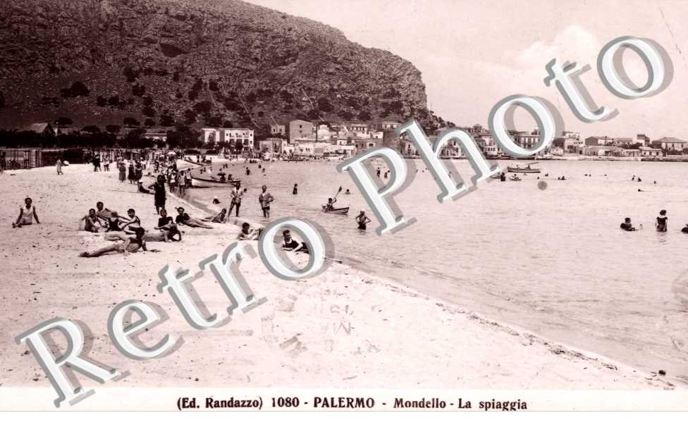 Mondello, La spiaggia