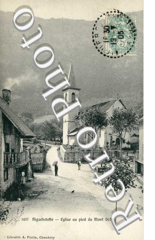 eglise au pied du Mont Grele