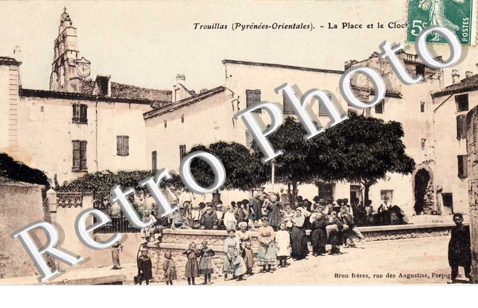 la Place et le clocher