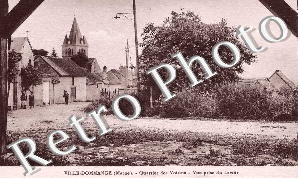 quartier des Voisins Vue prise du lavoir