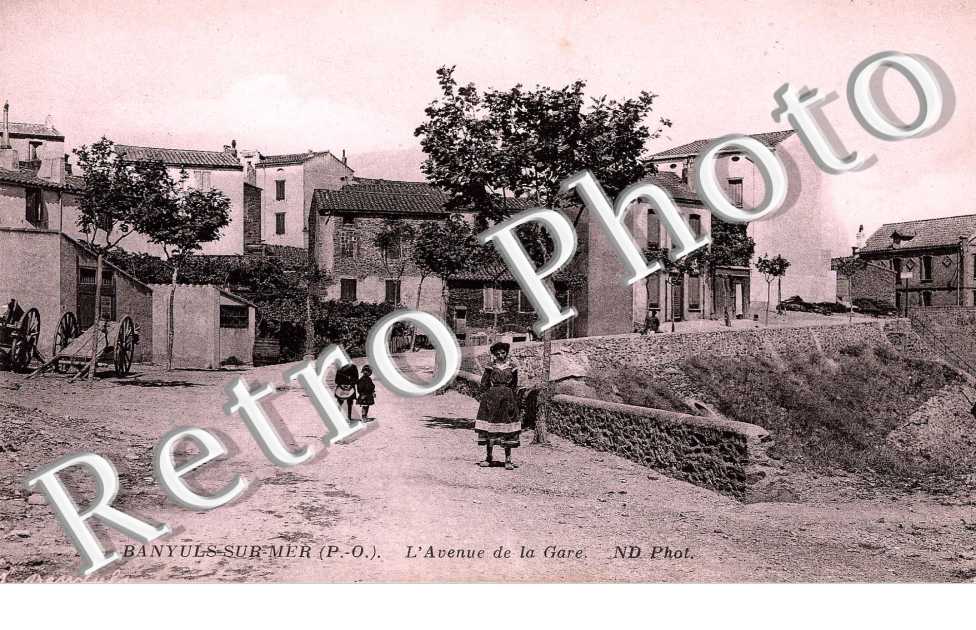 L'AVENUE DE LA GARE