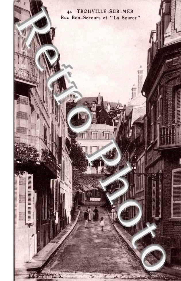 Rue Bon-Secours et la Source