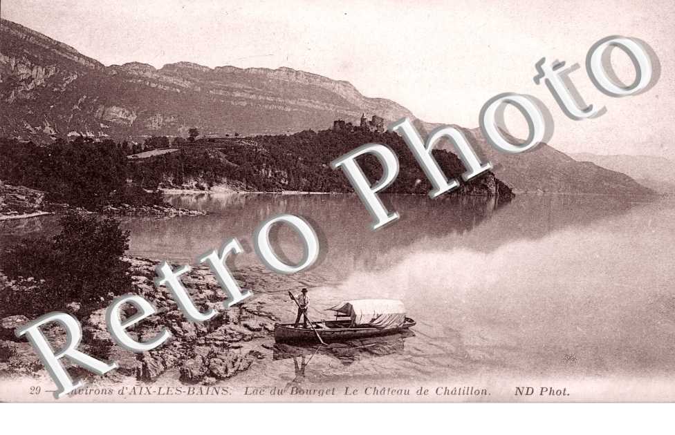 Le Lac et Chateau de Chatillon