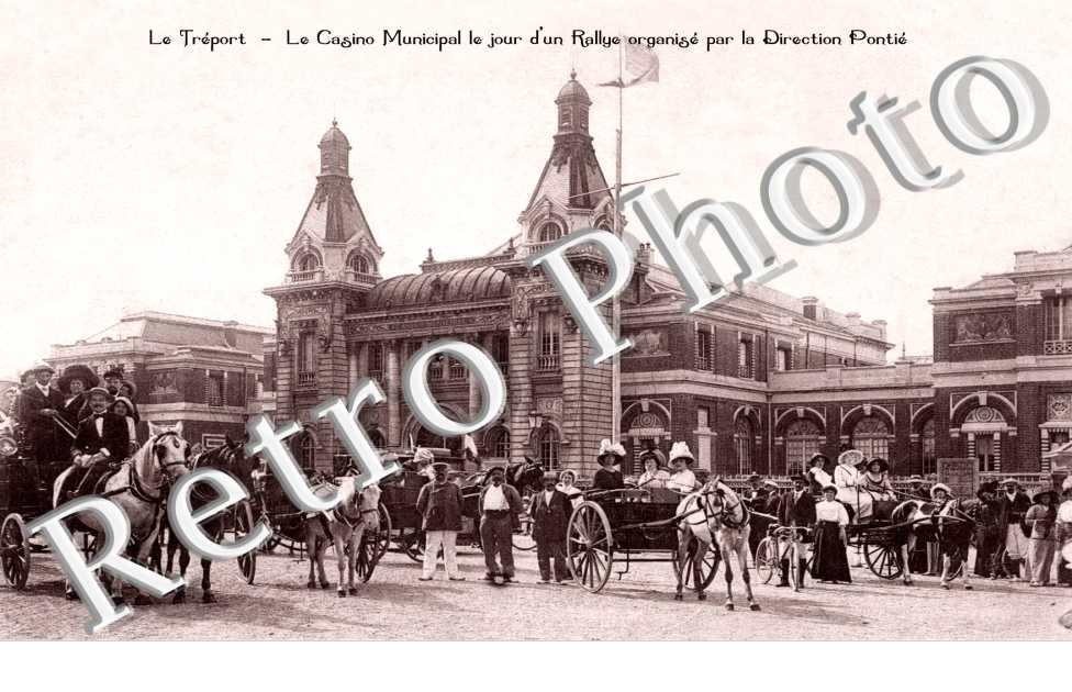 le Casino Municipal le jour d'un rallye organise par la Direction Pontie
