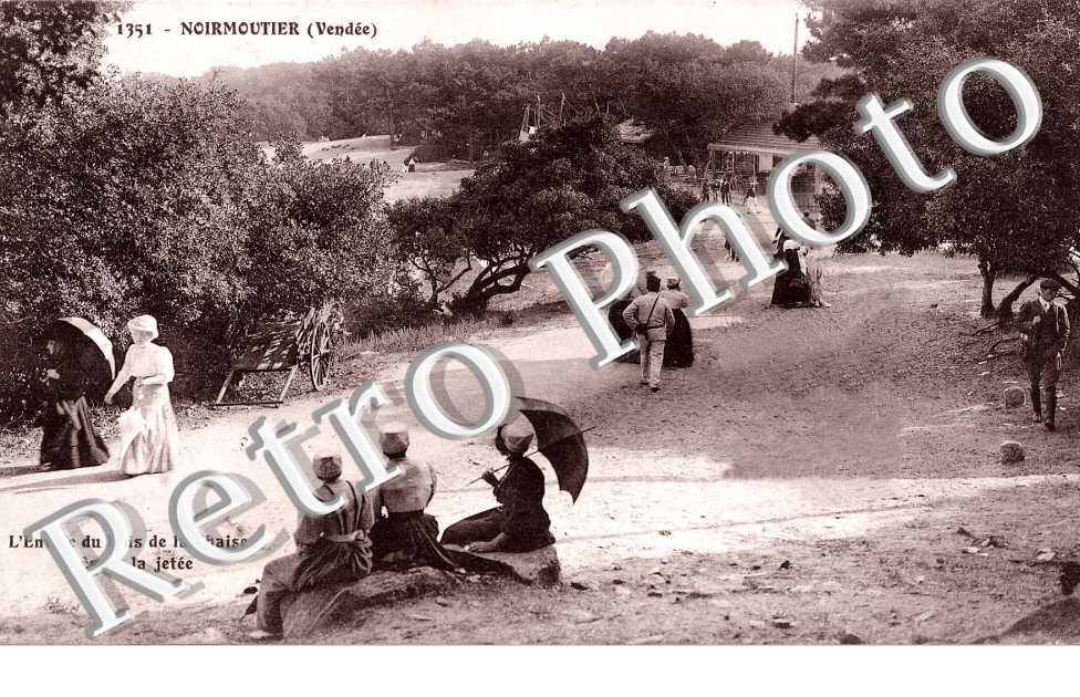 L'entree du Bois de la Chaise pres de la jetee