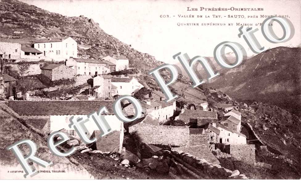 qiartier supérieur et maison d'école