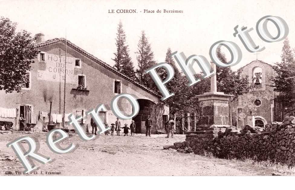 le Coiron Place de Berzèmes