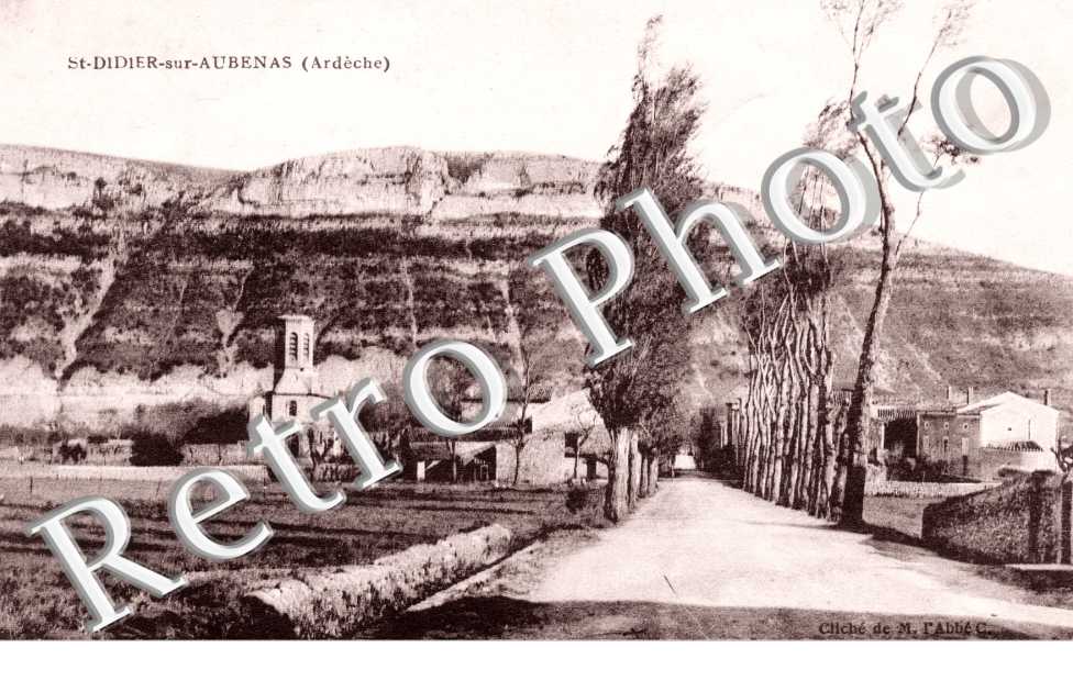 entree du village