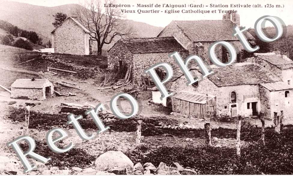 l'espéron Massif de l'Aigoual Eglise Catholique et Temple