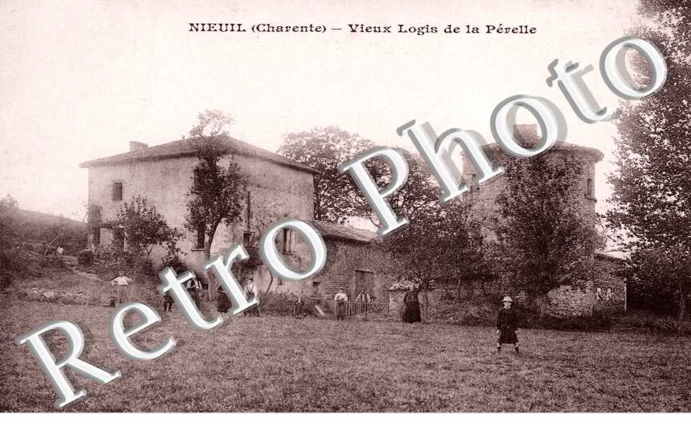Vieux logis de la Perelle