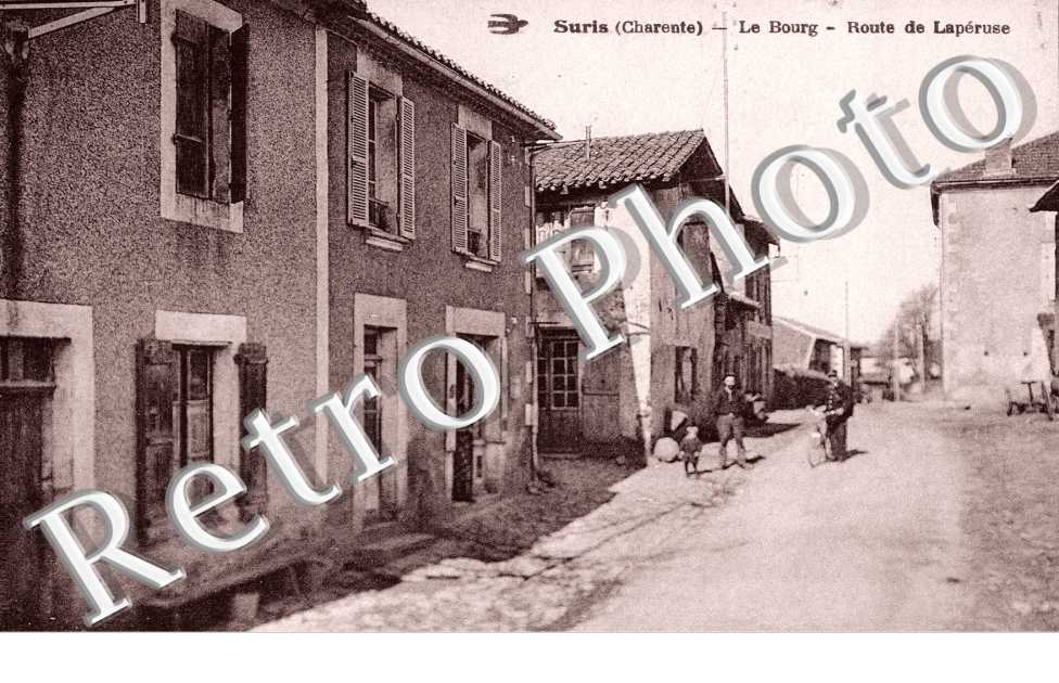 le bourg Route de Lapéruse