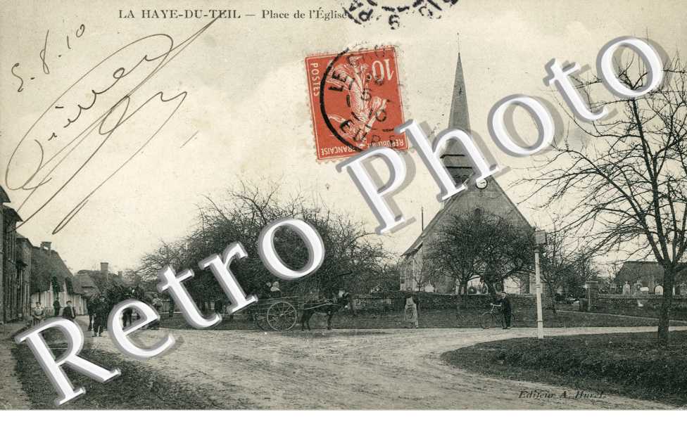 la Haye du Teil  -  Place de l'eglise