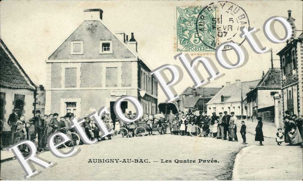 Les Quatre Pavée