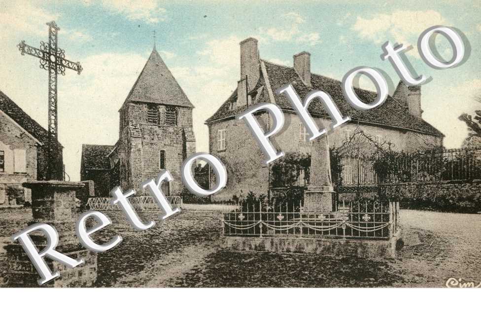 place de l'eglise Entree du chateau