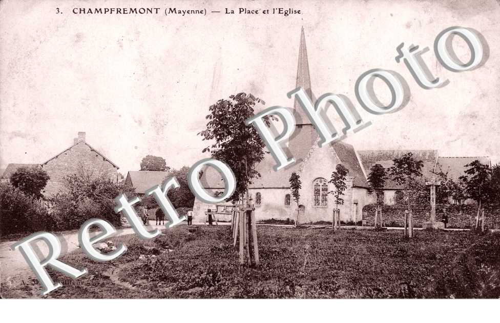 la Place et l'eglise