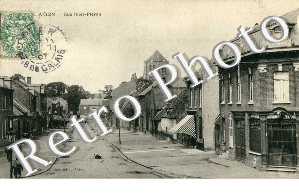 rue Jules-Pieron