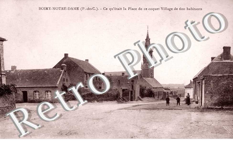Ce qu'etait la place de ce coquet village de 600 habitants